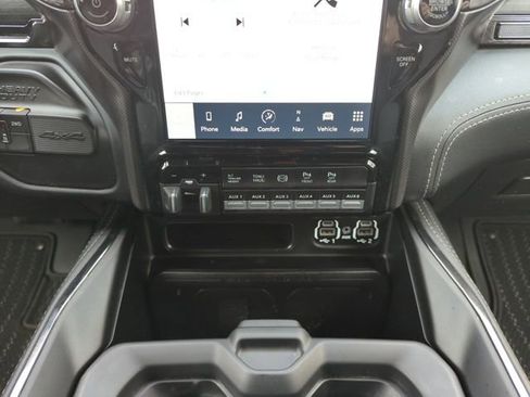 Used 2022 RAM 2500 Limited w/ Night Edition image 21