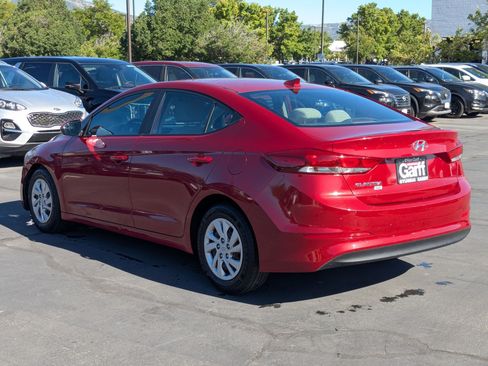 Used 2017 Hyundai Elantra SE FWD image 8