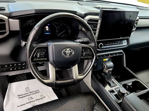 Used 2022 Toyota Tundra Limited AWD/4WD image 23