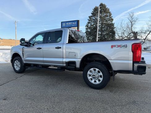 Used 2023 Ford F350 XLT image 13