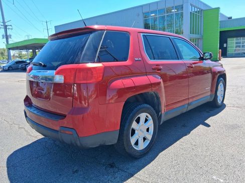 Used 2013 GMC Terrain SLE AWD/4WD image 6