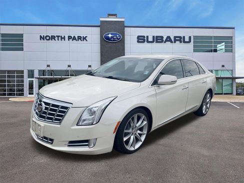 Used 2013 Cadillac XTS Premium FWD image 1
