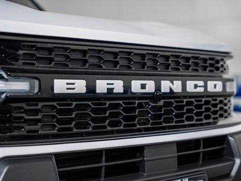 Certified 2025 Ford Bronco Sport Outer Banks image 11