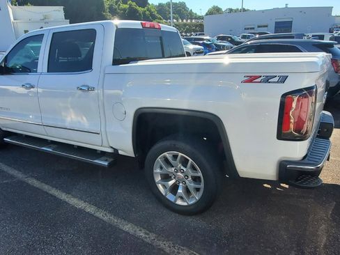 Used 2018 GMC Sierra 1500 SLT AWD/4WD image 8