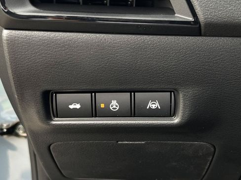 New 2026 Nissan Sentra SR w/ SR Premium Package FWD image 13