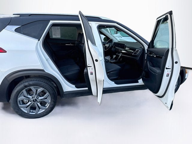 Certified 2024 Kia Seltos S AWD/4WD image 33