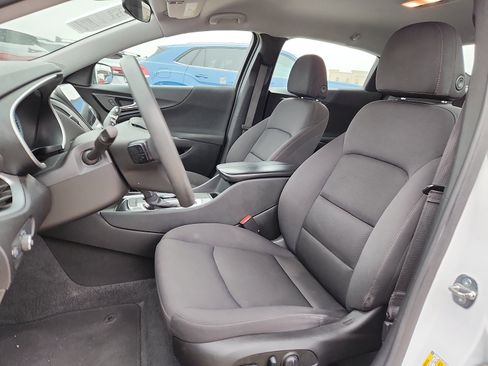 Used 2024 Chevrolet Malibu LT image 13