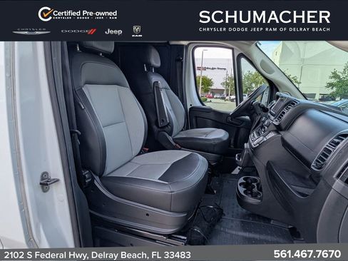 Used 2025 RAM ProMaster 2500 w/ Convenience Group FWD image 17