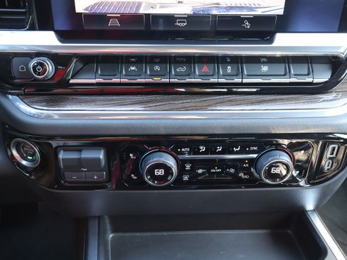 Used 2024 Chevrolet Silverado 1500 RST w/ Convenience Package II AWD/4WD image 29
