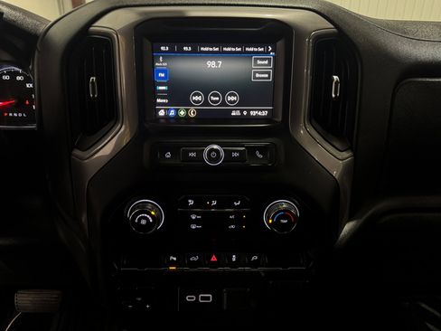 Used 2021 Chevrolet Silverado 2500 W/T w/ WT Convenience Package image 30