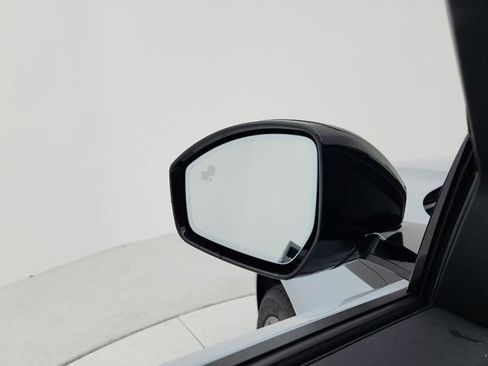 New 2025 Land Rover Range Rover Evoque Dynamic SE image 23