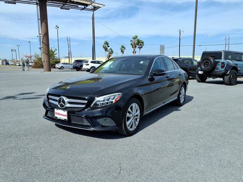 Used 2021 Mercedes-Benz C 300 4MATIC Sedan image 4