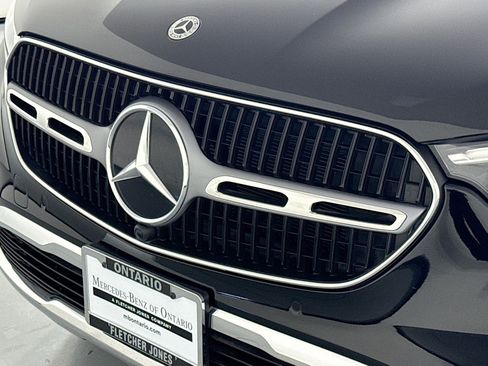 Certified 2024 Mercedes-Benz GLC 300 image 13