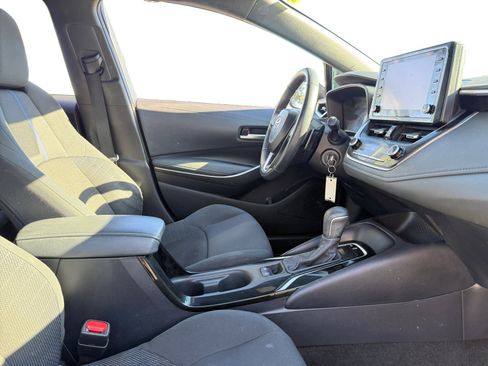 Used 2022 Toyota Corolla SE image 11
