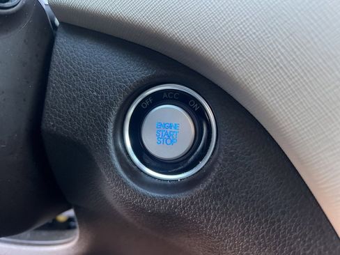 Used 2017 Hyundai Santa Fe Sport w/ Cargo Package image 20