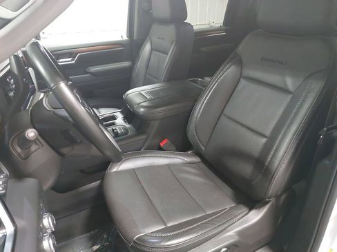 Used 2024 GMC Sierra 2500 Denali w/ Denali Reserve Package image 15