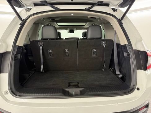 Used 2024 Honda Pilot Touring image 37
