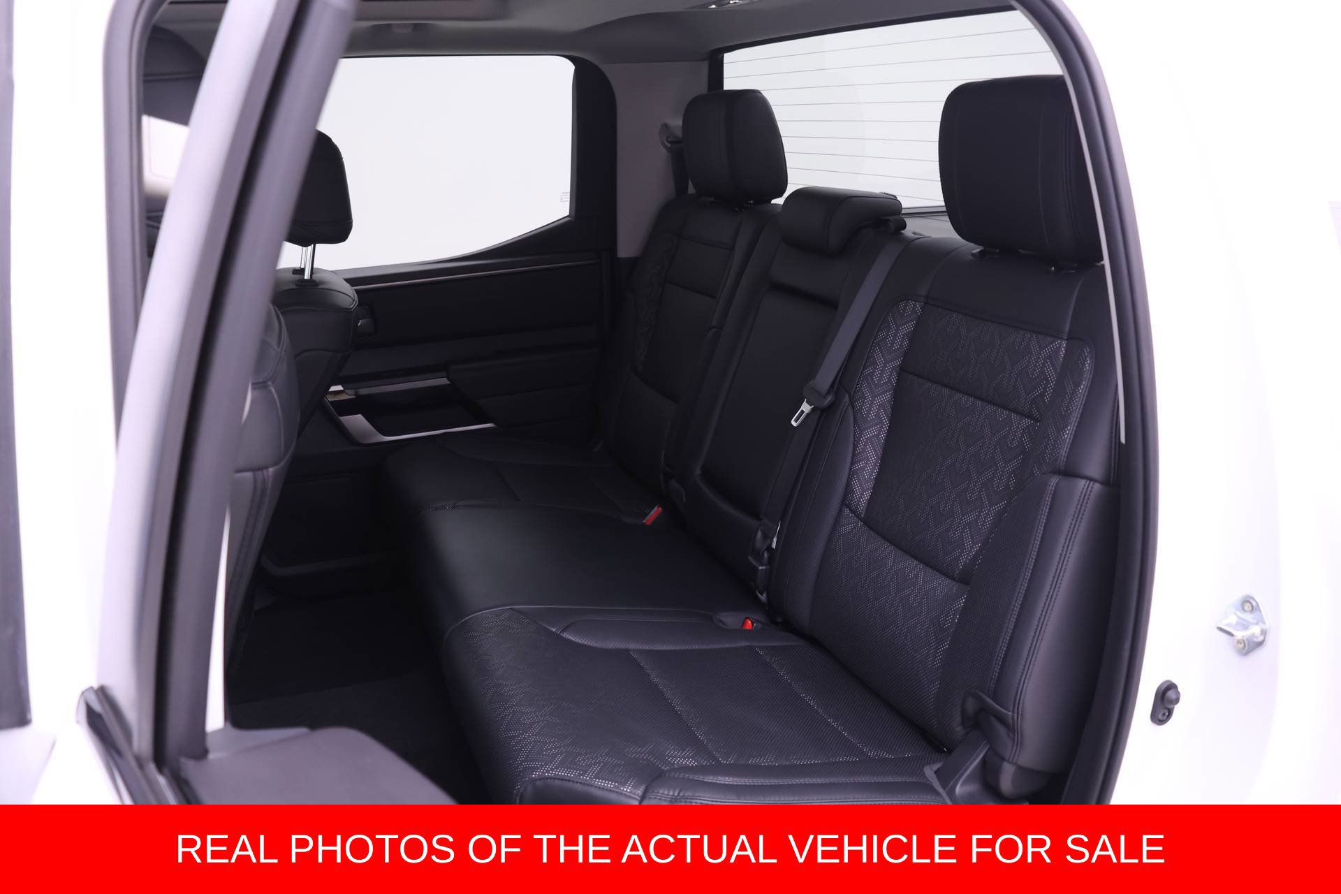 Used 2024 Toyota Tundra Limited w/ TRD Off-Road Package AWD/4WD image 10