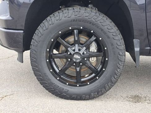 Used 2023 Chevrolet Silverado 1500 RST w/ Z71 Off-Road Package image 14