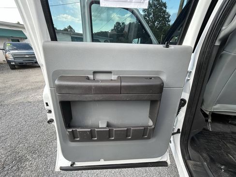 Used 2016 Ford F350 XL w/ Power Equipment Group AWD/4WD image 22