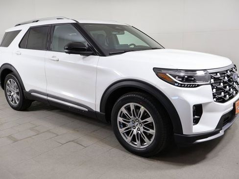 New 2026 Ford Explorer Platinum image 3