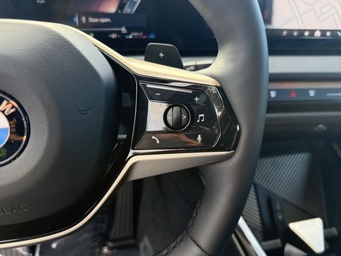 Used 2025 BMW X3 xDrive30i w/ Convenience Package image 27