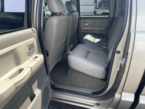 Used 2007 Dodge Dakota Laramie AWD/4WD image 26
