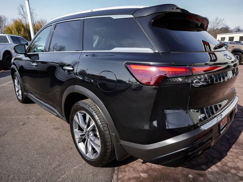 Used 2023 INFINITI QX60 Luxe w/ Performance Audio Package AWD/4WD image 4
