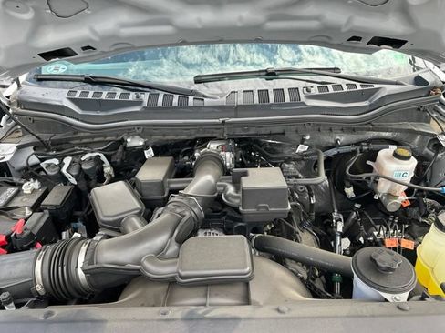 Used 2020 Ford F250 XL w/ Power Equipment Group AWD/4WD image 9