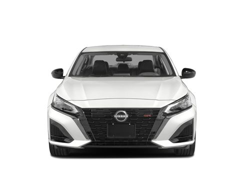 Used 2024 Nissan Altima 2.5 SR w/ SR Premium Package AWD/4WD image 4