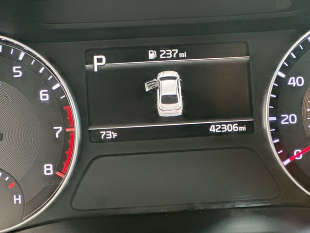 Certified 2023 Kia Forte LXS w/ LXS Technology Package FWD image 12