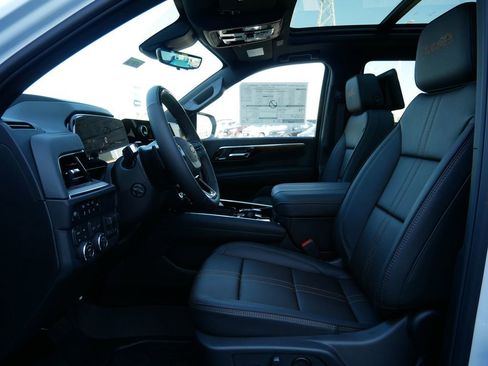 New 2026 Chevrolet Tahoe High Country image 13