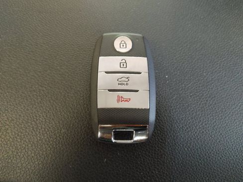 Used 2020 Kia Optima Premium FWD image 32