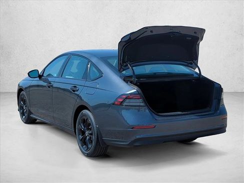 New 2025 Honda Accord SE image 10