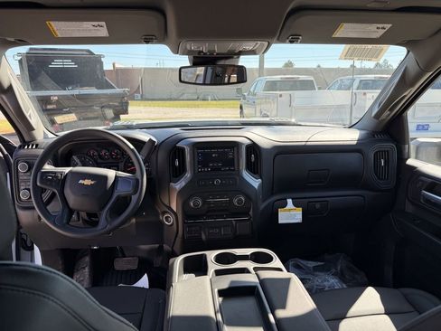 New 2026 Chevrolet Silverado 2500 W/T w/ WT Convenience Package AWD/4WD image 17