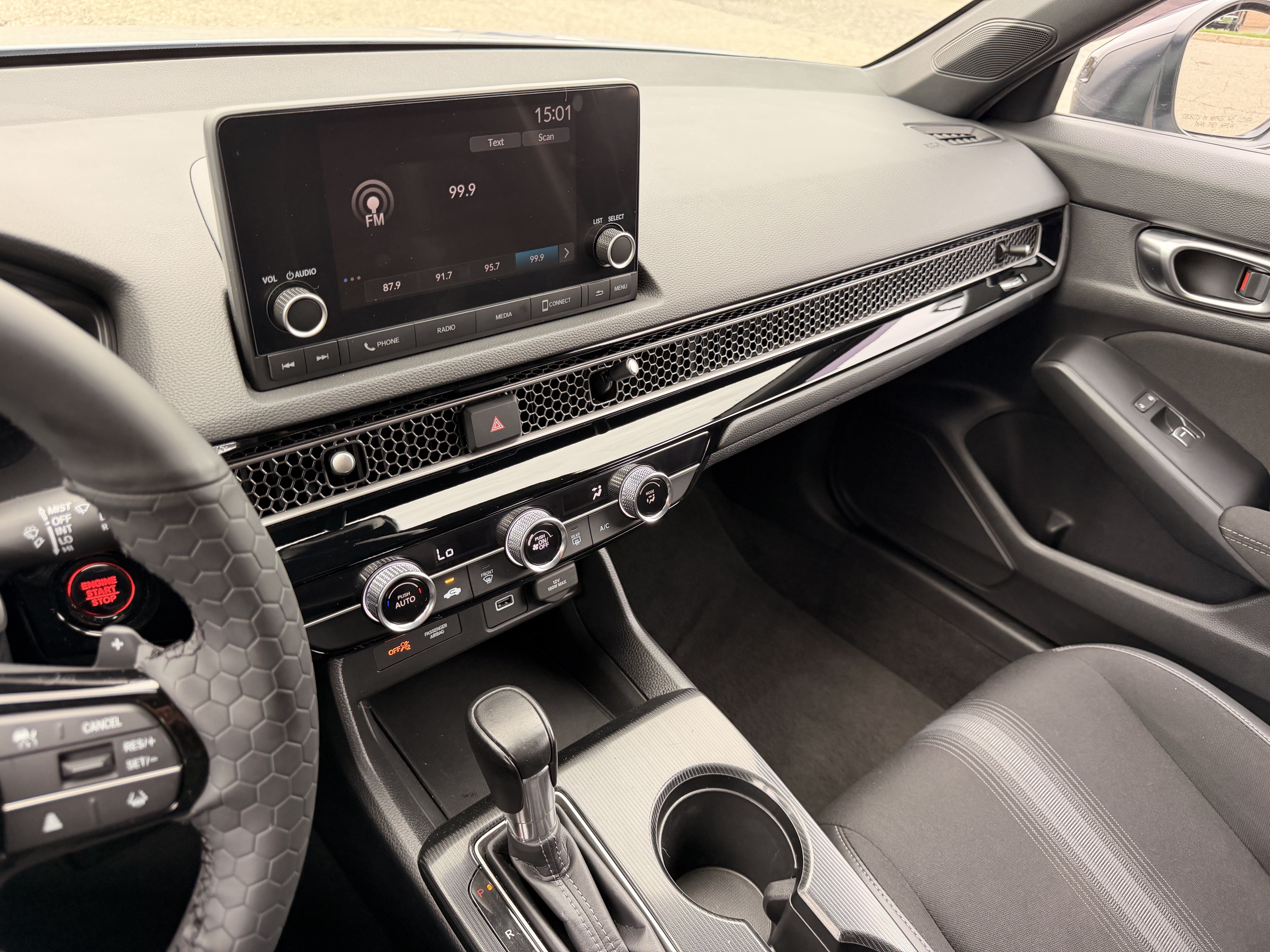 Used 2023 Honda Civic Sport image 17
