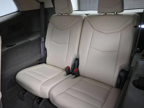 Certified 2023 Cadillac XT6 Premium Luxury AWD/4WD image 19
