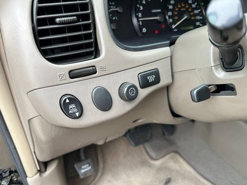 Used 2005 Toyota Sequoia Limited image 14