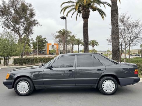 Used 1987 Mercedes-Benz 300 D Turbo image 29