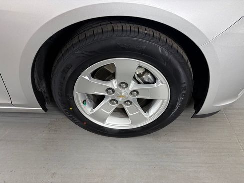 Certified 2015 Chevrolet Malibu LT FWD image 12