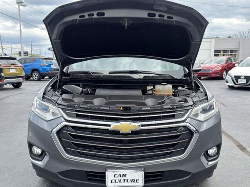 Used 2019 Chevrolet Traverse LT w/ LPO, Floor Liner Package AWD/4WD image 77