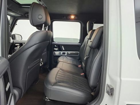 Used 2023 Mercedes-Benz G 550 image 38