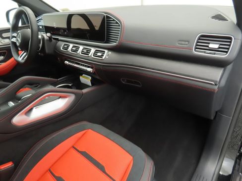 New 2026 Mercedes-Benz GLE 53 AMG 4MATIC Coupe image 17