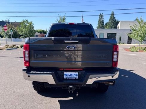 Used 2020 Ford F250 Lariat w/ FX4 Off-Road Package AWD/4WD image 6