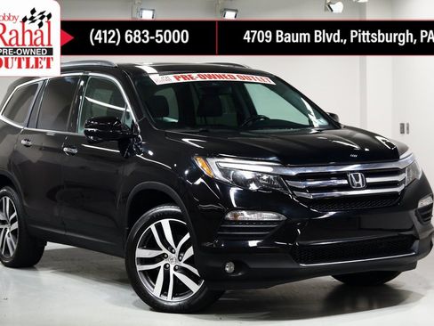 Used 2016 Honda Pilot Touring image 1