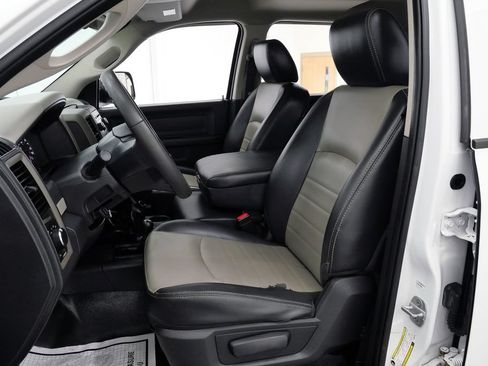 Used 2012 RAM 2500 ST w/ Chrome Appearance Group AWD/4WD image 10