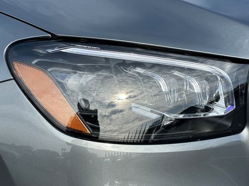 Used 2025 Mercedes-Benz GLS 450 4MATIC image 10