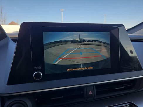 Used 2024 Toyota Prius LE image 27