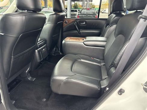 Used 2024 Nissan Armada SL w/ Captain's Chairs Package image 13