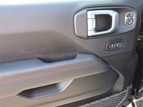 Used 2021 Jeep Wrangler Unlimited Rubicon image 12